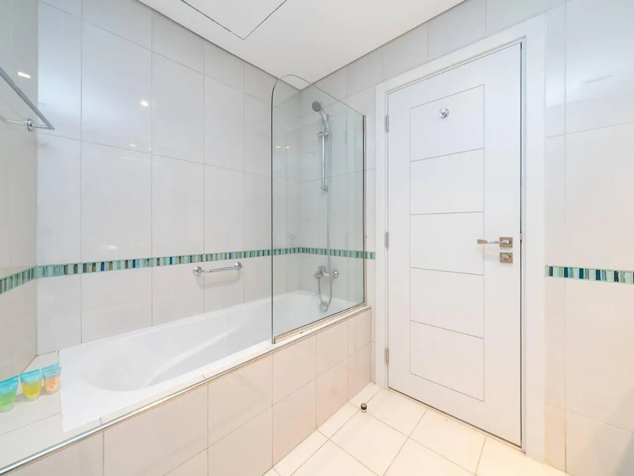 Luxury Damac 2-Bed With Stunning Marina Views Apartment Dubai