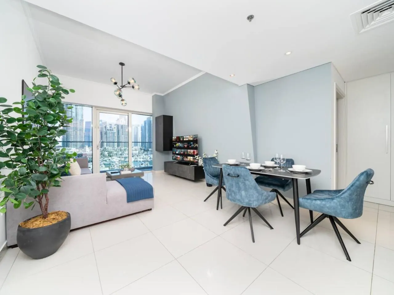 Luxury Damac 2-Bed With Stunning Marina Views Apartment Dubai 0*,  United Arab Emirates