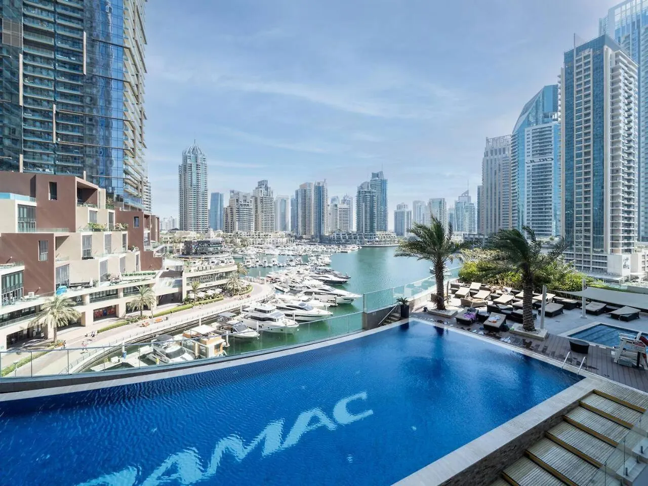 Luxury Damac 2-Bed With Stunning Marina Views Apartment Dubai