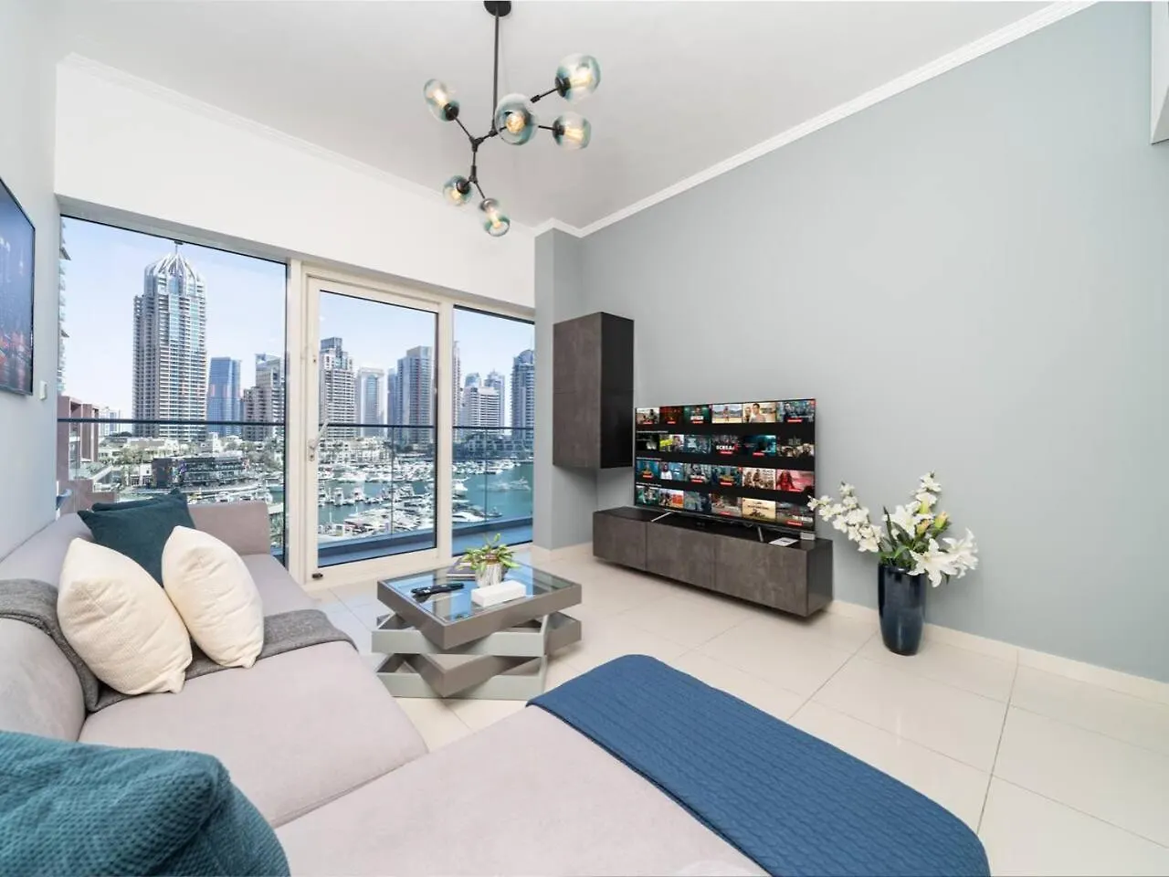 Luxury Damac 2-Bed With Stunning Marina Views Apartment Dubai